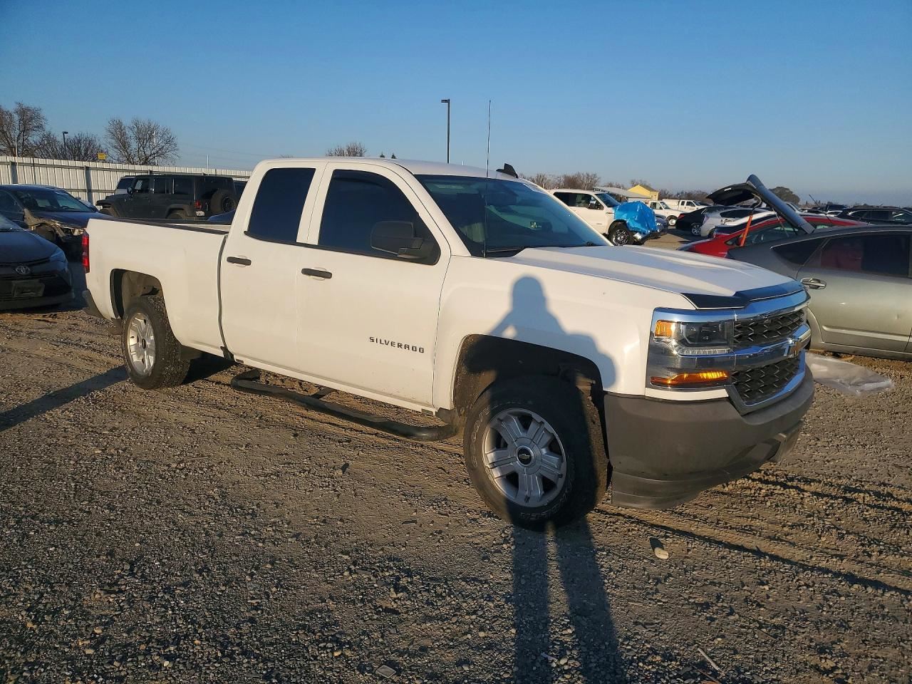 LEFT GRY REAR HEADREST OEM 2018 CHEVROLET SILVRDO15 22968638 - Image 5