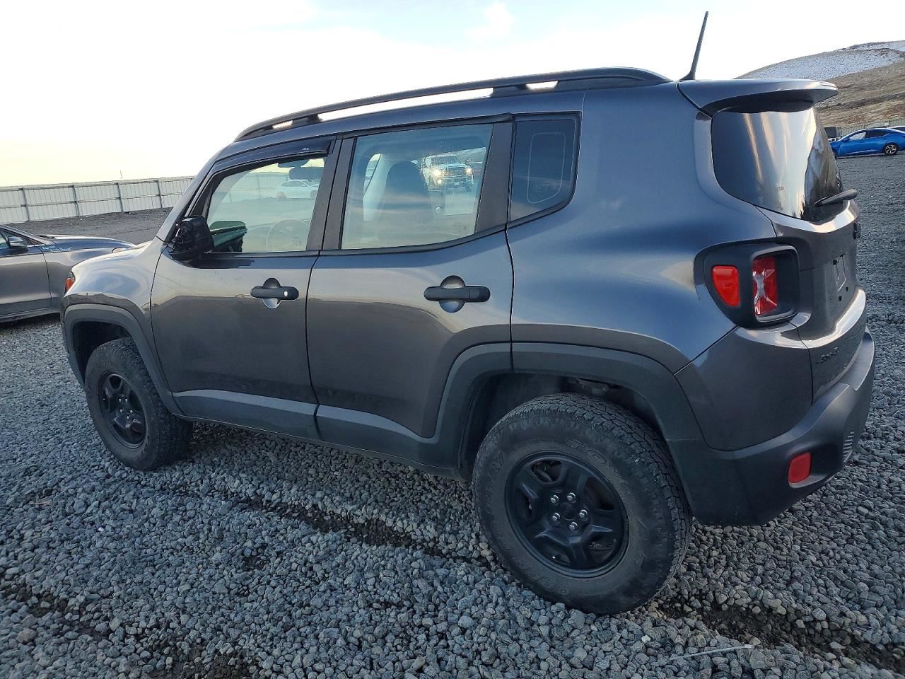 RIGHT FRONT PLASTIC INNER FENDER OEM 2015 JEEP RENEGADE 68254968AA - Image 3