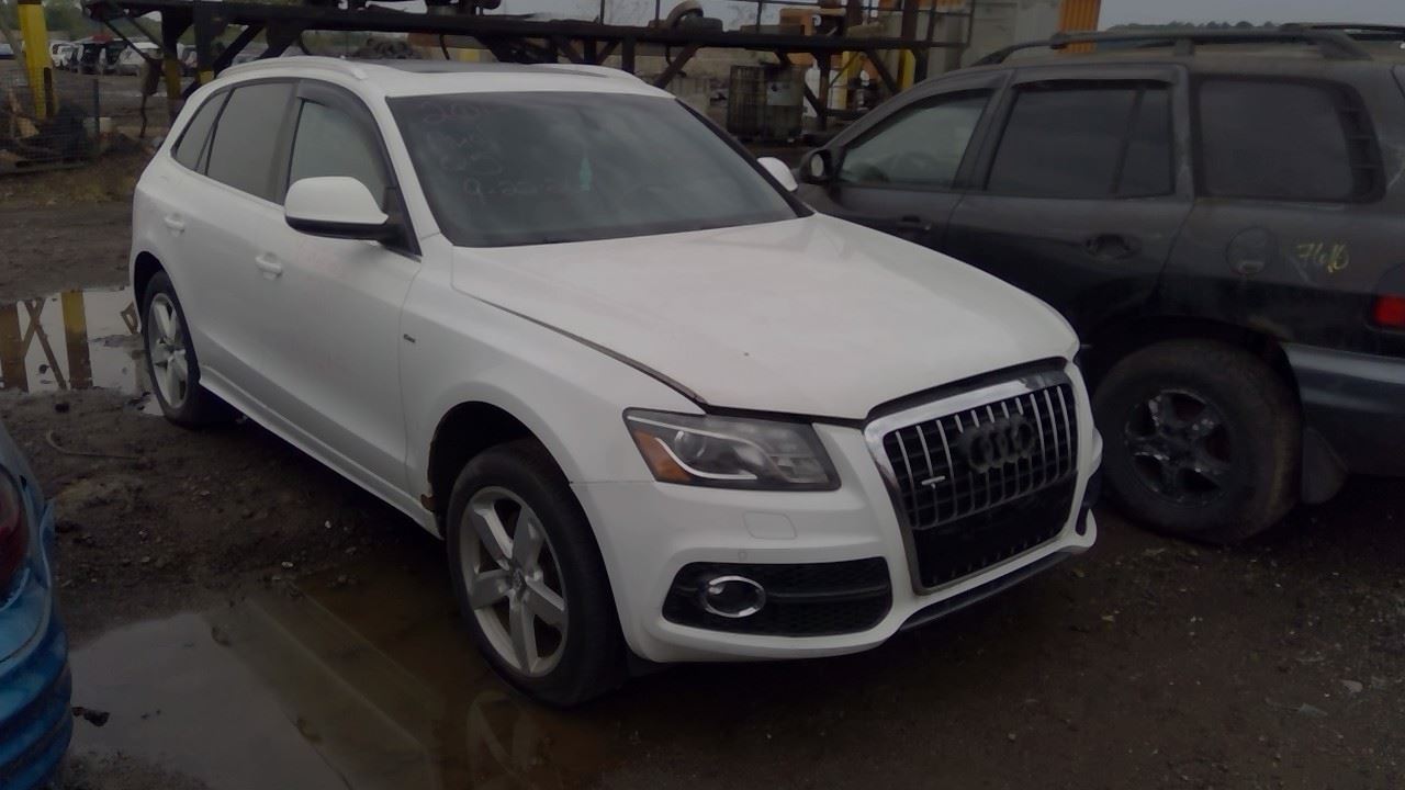 2011 AUDI Q5