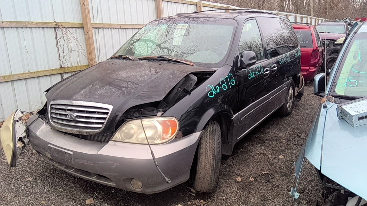 2002 KIA Sedona