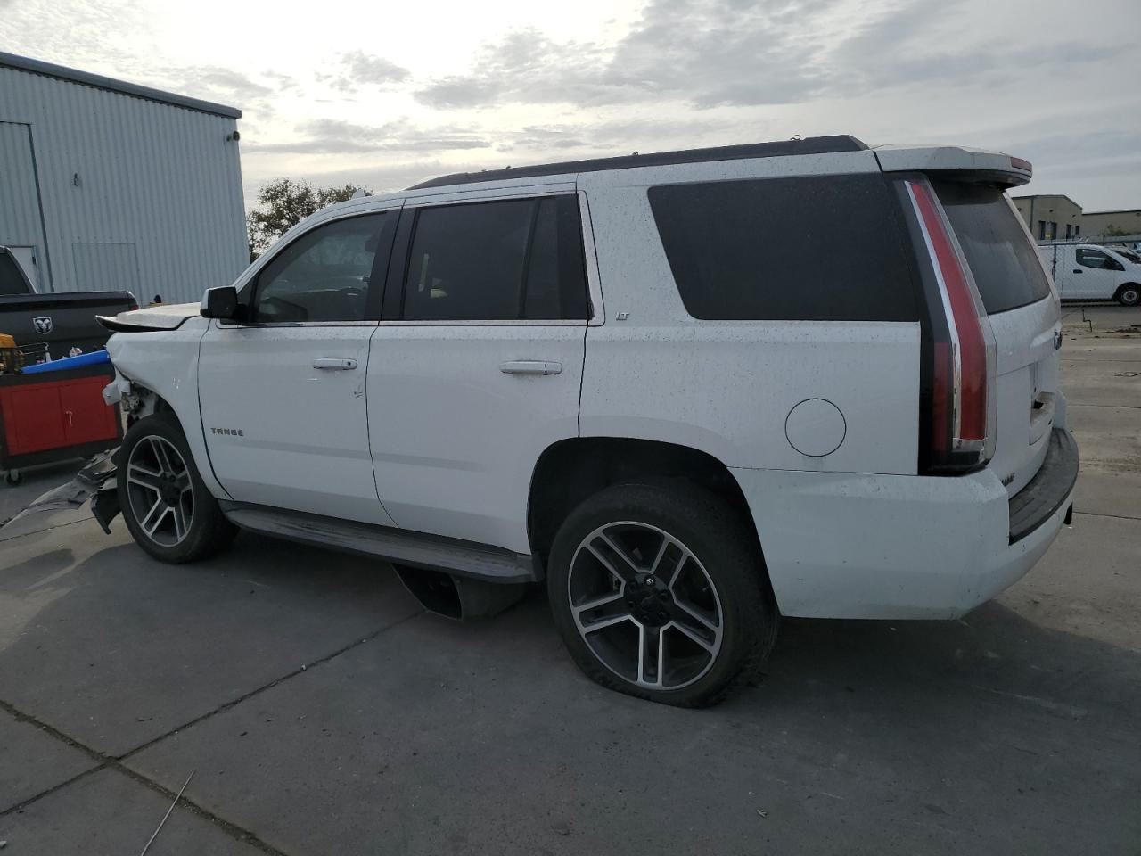 TAHOE 2015 Seat Rear 5200777 - Image 2