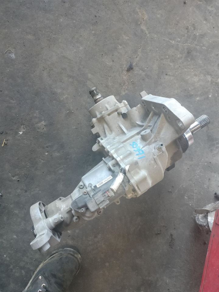 Benzeen CASE OEM 17-19 GMC ACADIA 1YR WRNTY - Image 1