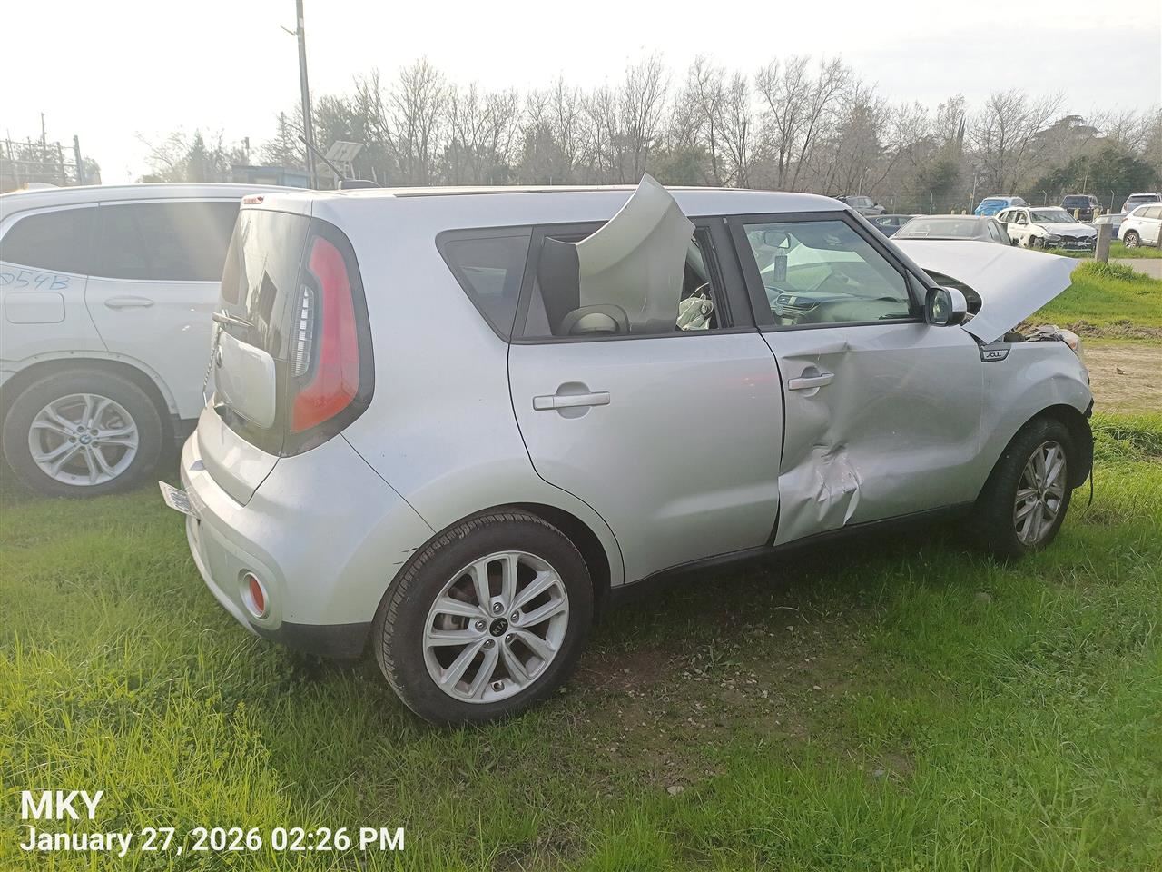 LEFT BLK REAR HEADREST OEM 2019 KIA SOUL - Image 2