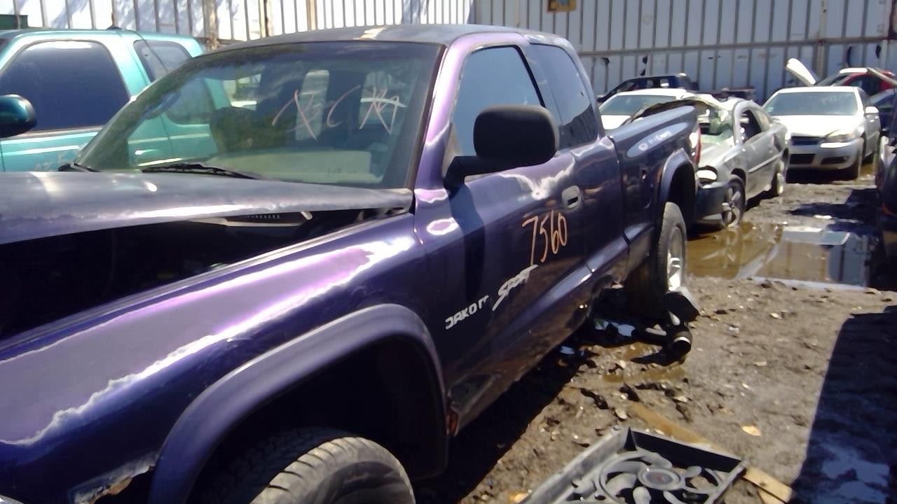 1998 DODGE Dakota