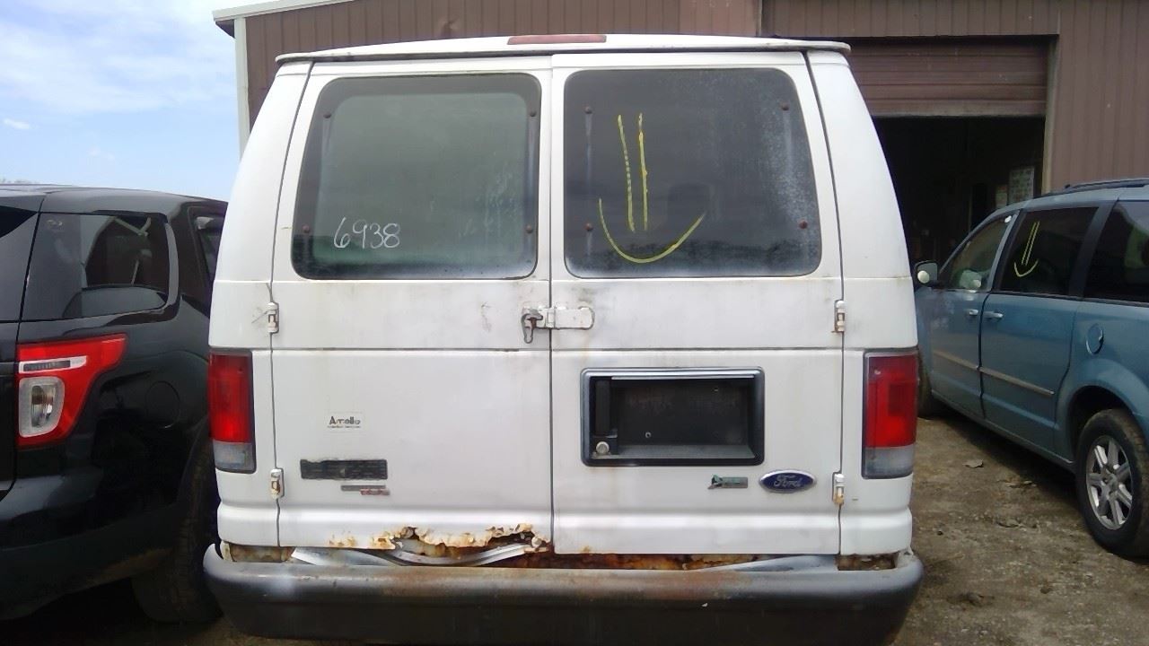 1998 FORD E-250
