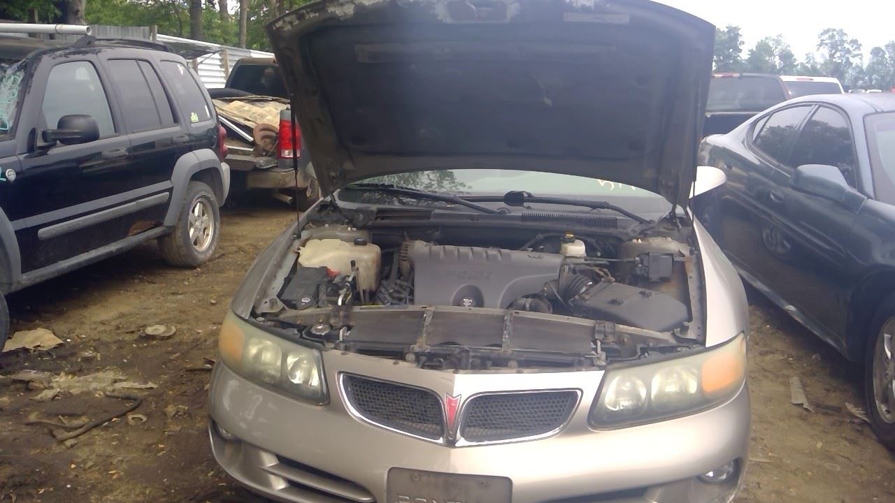2003 PONTIAC Bonneville