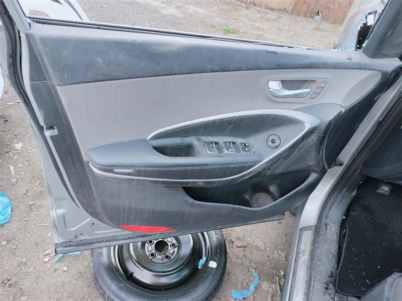 2013-2015 Hyundai Santa Fe Black Leather Steering Wheel Only 561102W901RYN OEM. - Image 4