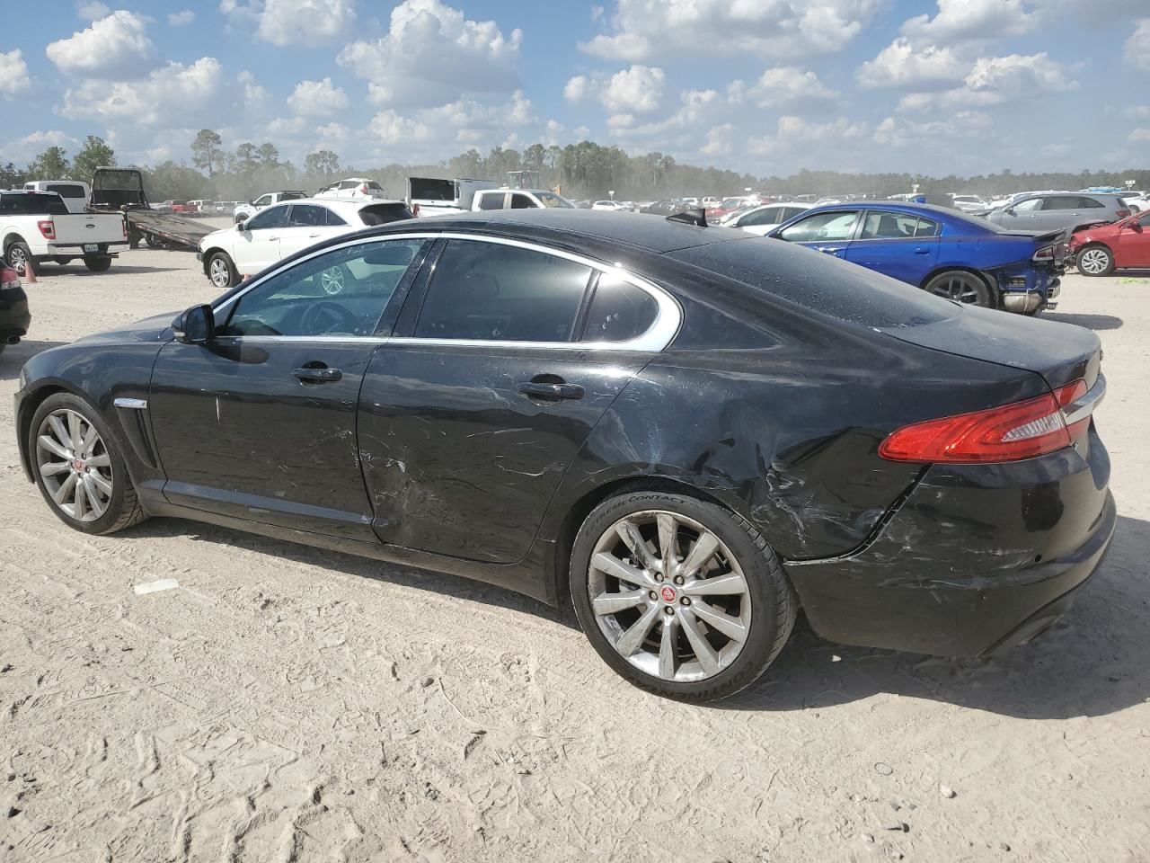 RIGHT BLK FRONT HEADREST OEM 2014 JAGUAR XF - Image 3