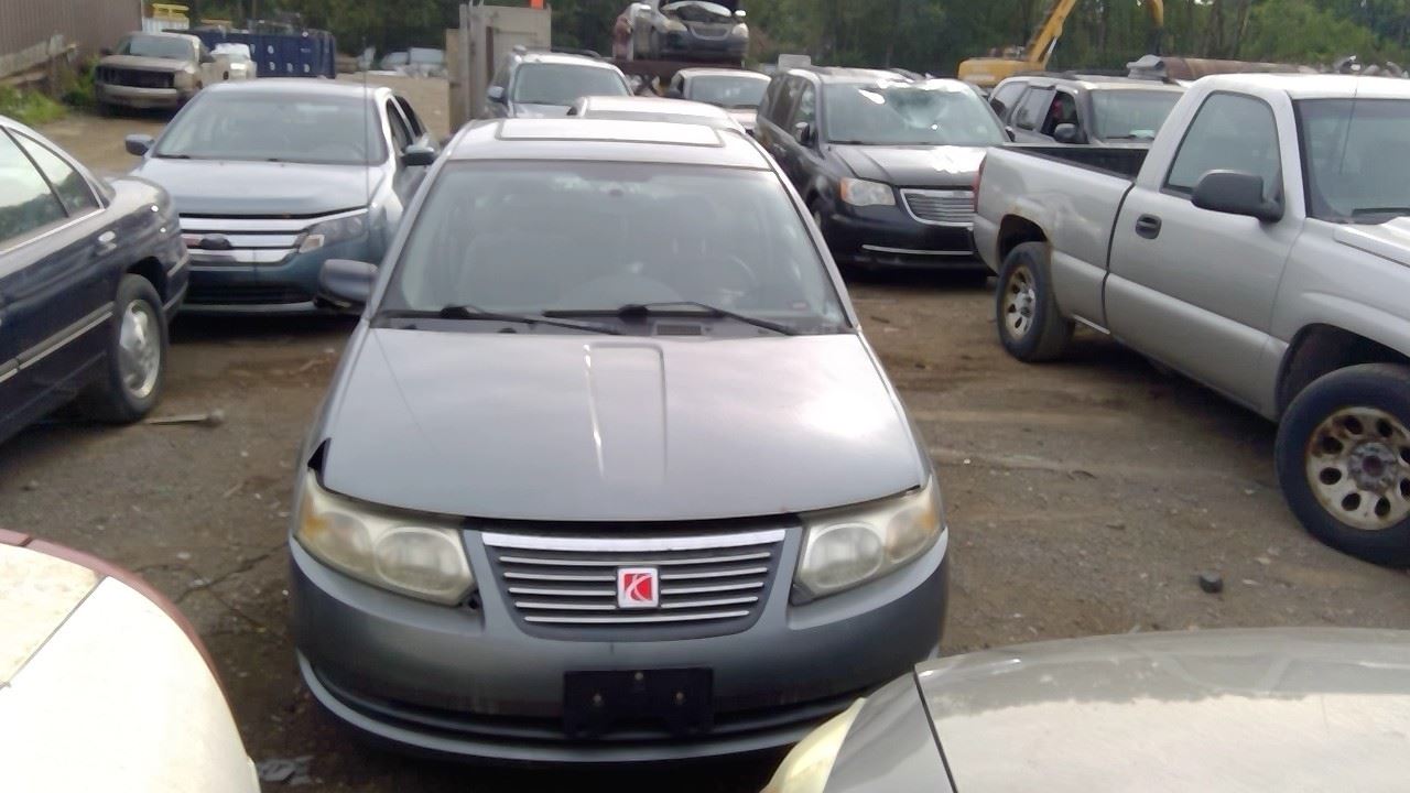 2005 SATURN Ion