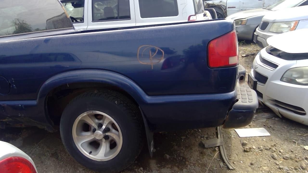 2000 CHEVROLET S-10 Pickup