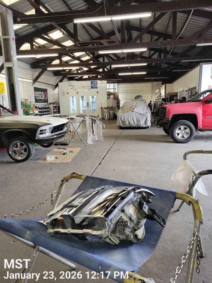 RIGHT HEADLAMP ASSEMBLY OEM 16-19 CHEVROLET SILVRDO15 1YR WRNTY 84356947 - Image 5