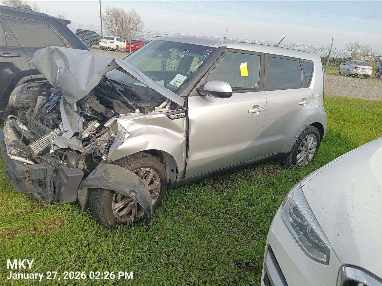 LEFT BLK REAR HEADREST OEM 2019 KIA SOUL - Image 4