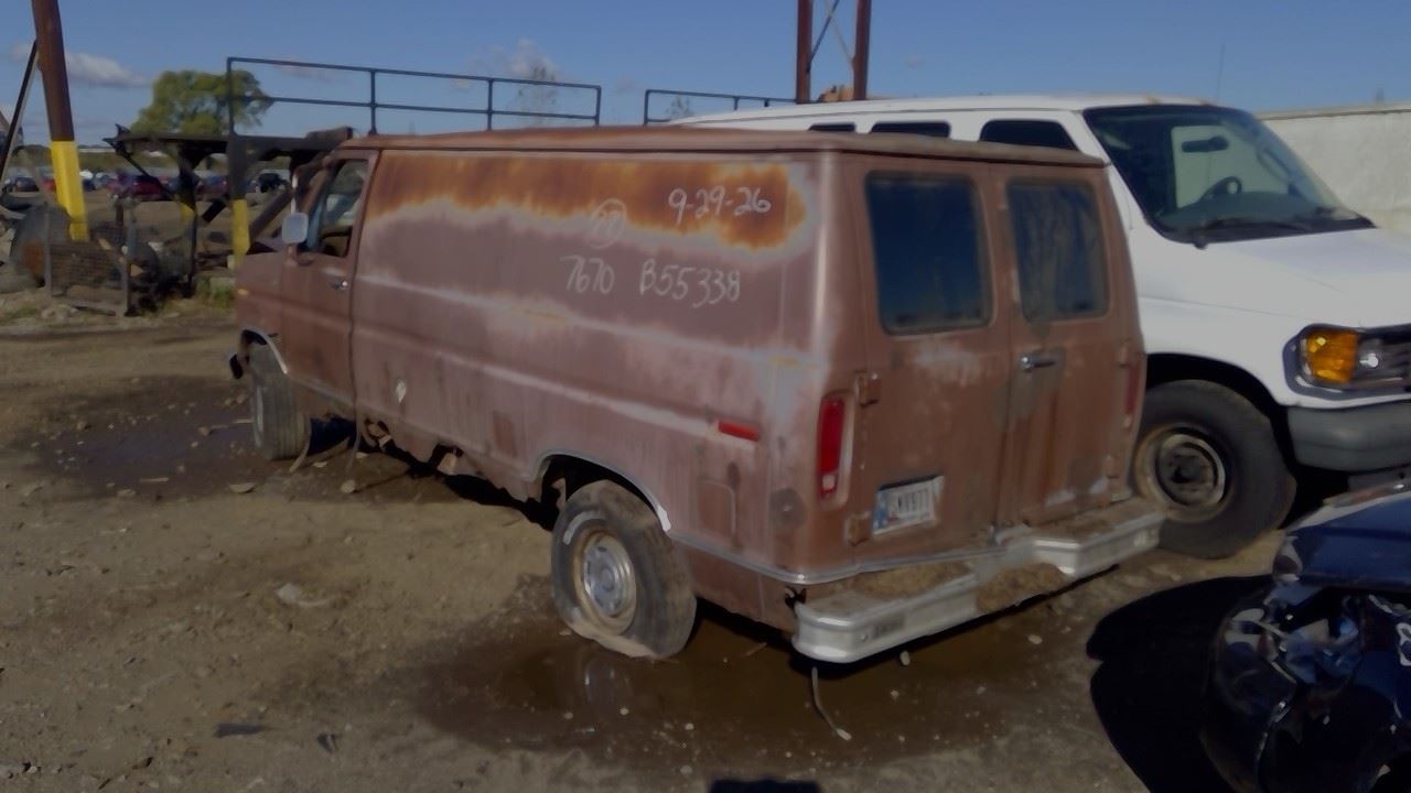 1988 FORD E-150