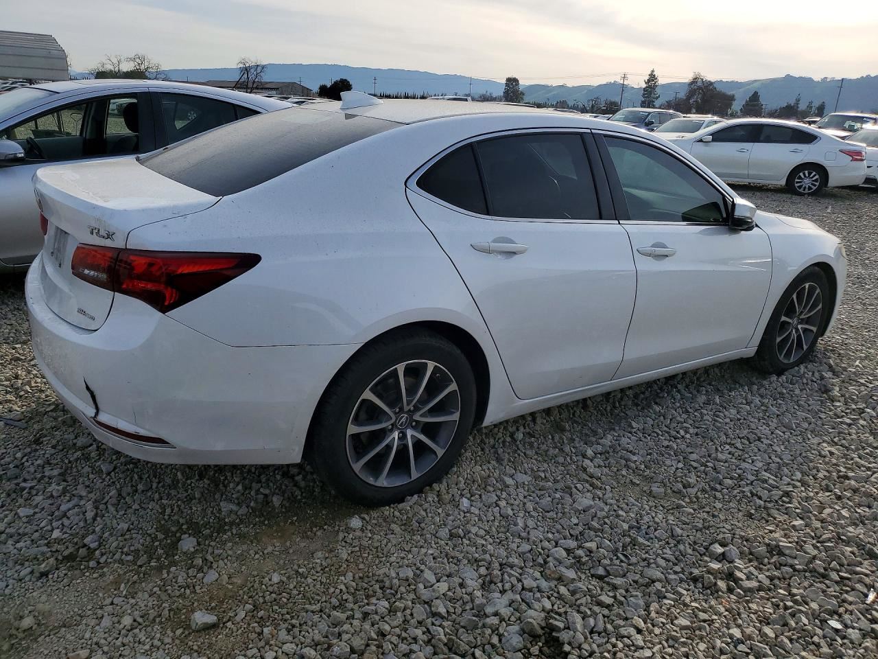 TLX       2016 Headrest 11322035 - Image 4