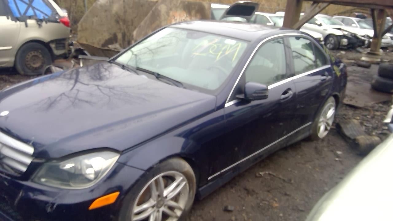2012 MERCEDES-BENZ C-Class