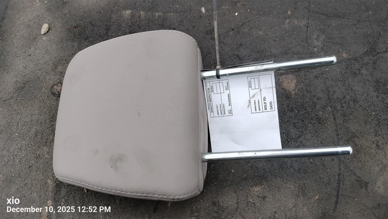 LEFT TAN REAR HEADREST OEM 2018 HONDA PILOT 81340TG7A41ZA - Image 2