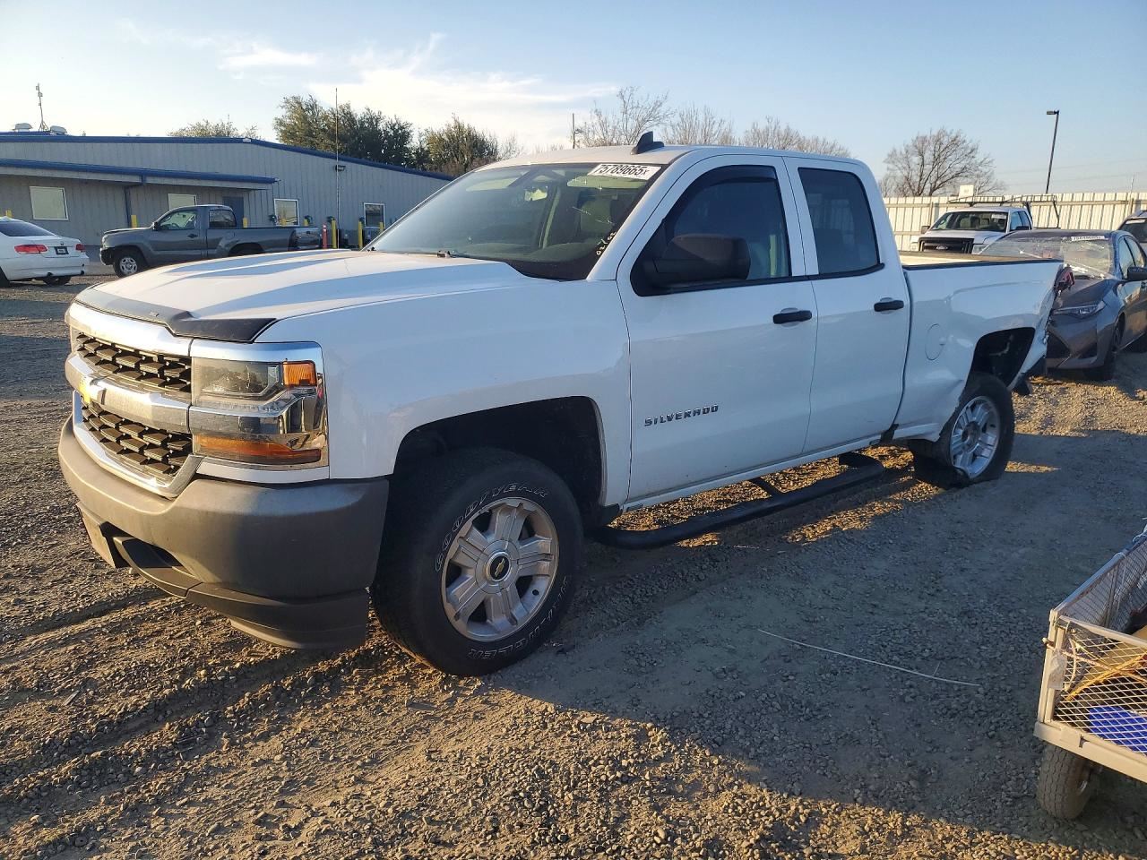 LEFT GRY REAR HEADREST OEM 2018 CHEVROLET SILVRDO15 22968638 - Image 2
