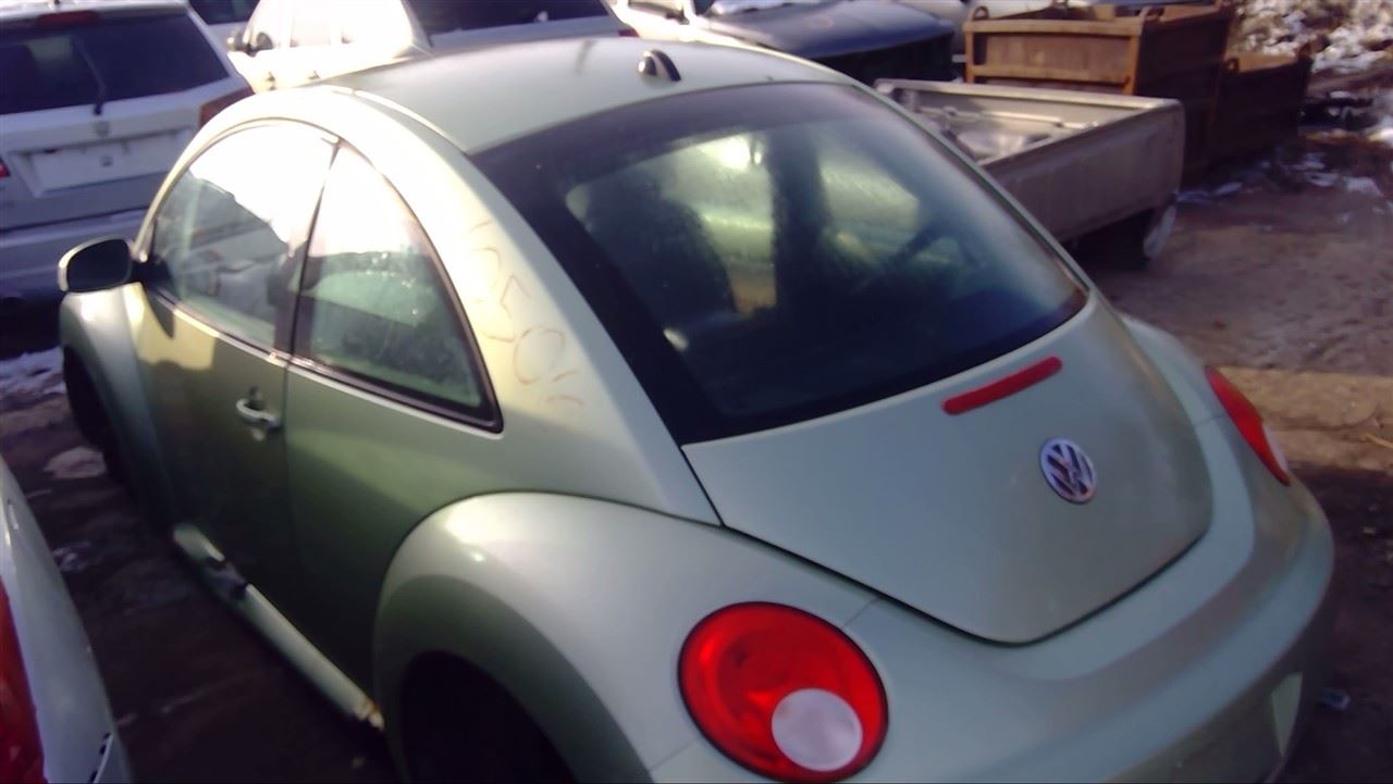 2006 VOLKSWAGEN Beetle