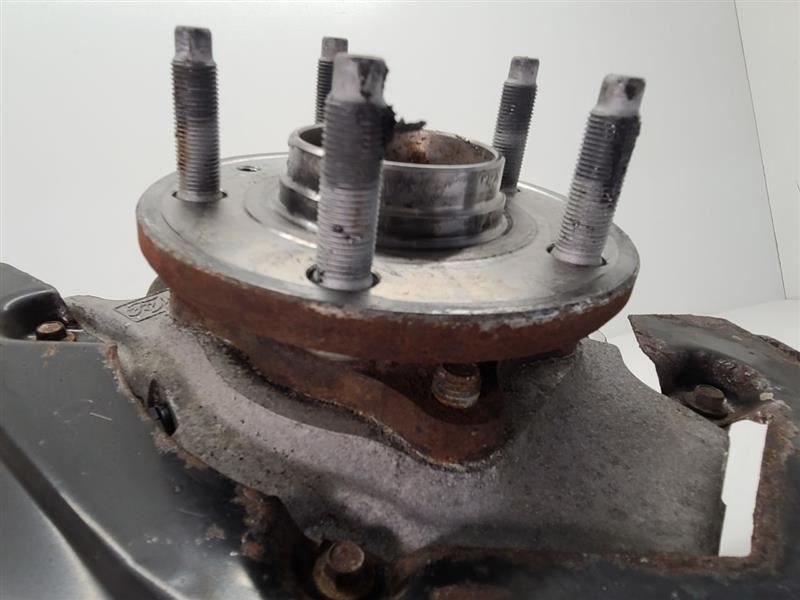 2008 2009 MERCURY SABLE Passenger Front RH Spindle Knuckle 2008 2009 MERCURY SABLE Passenger Front RH Spindle Knuckle