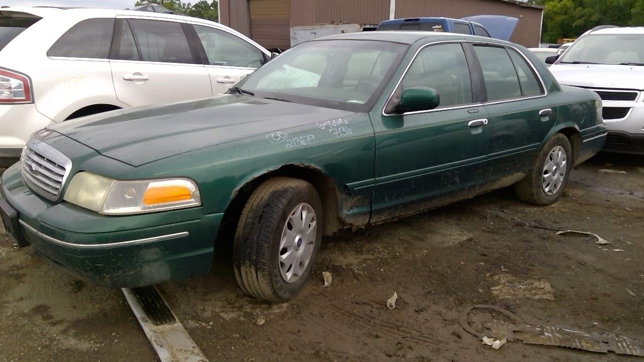 2000 FORD Crown Victoria