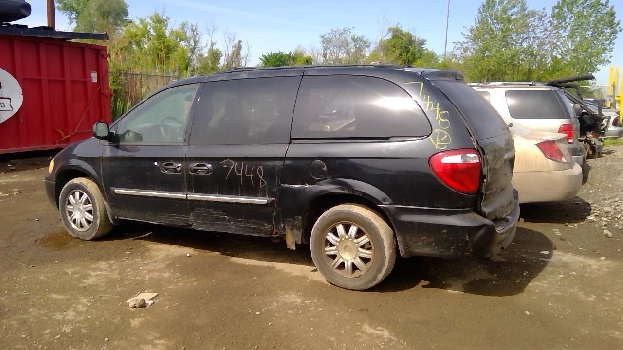 2007 CHRYSLER Town and Country