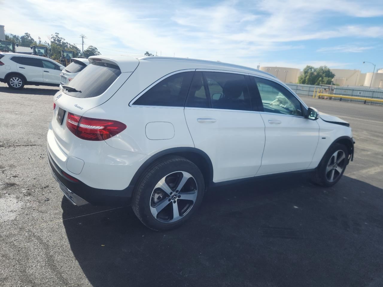 GLC350E 2019 Muffler 9396623 - Image 4