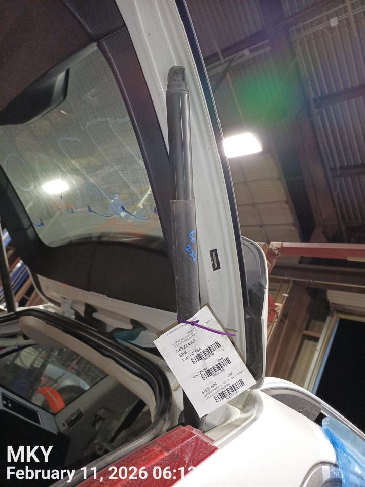 Benzeen HATCHBACK STRUT OEM 2017 VOLVO XC90 - Image 1