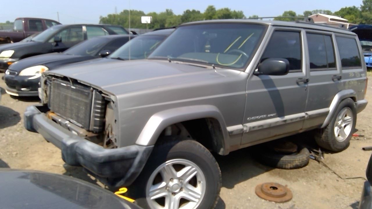 2001 JEEP Cherokee