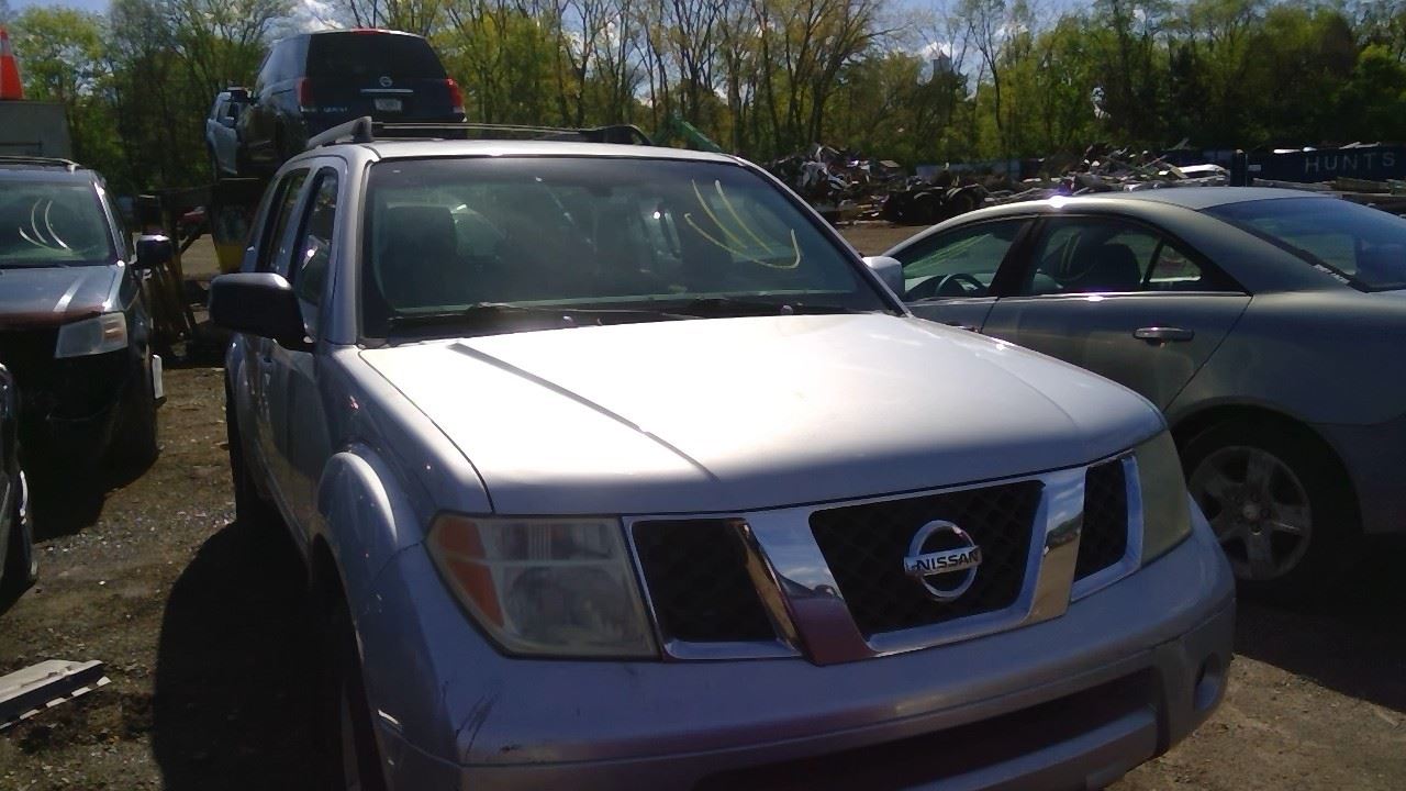 2006 NISSAN Pathfinder