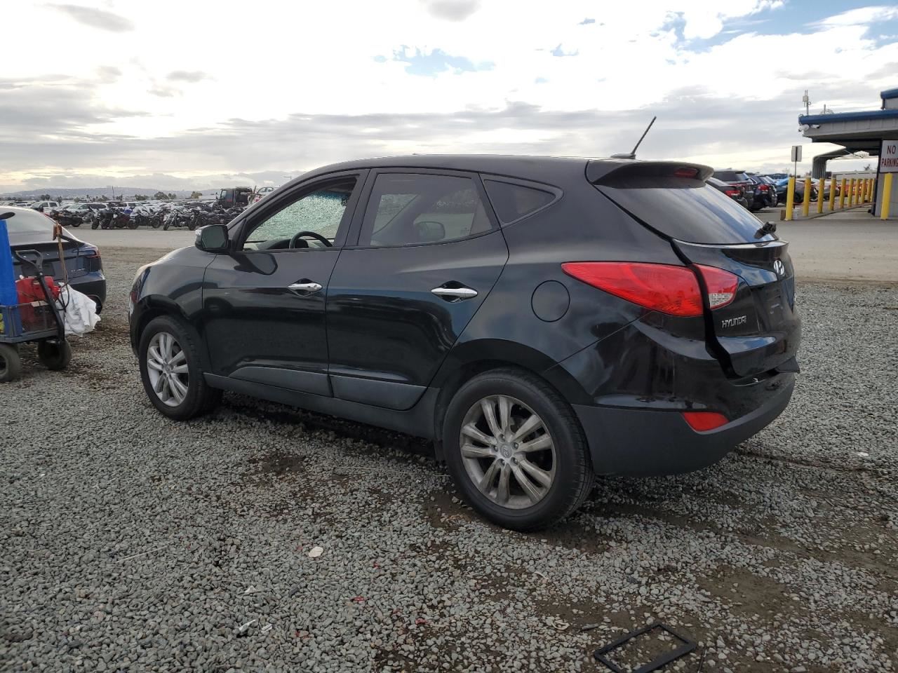 RIGHT FRONT WIPER ARM OEM 2011 HYUNDAI TUCSON 983202S000 - Image 2