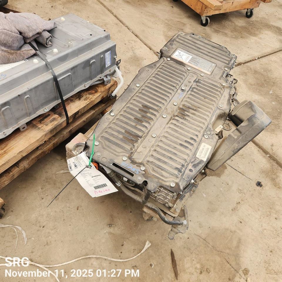 Battery Hybrid Titanium Fits 16-20 FUSION 3096452 - Image 2