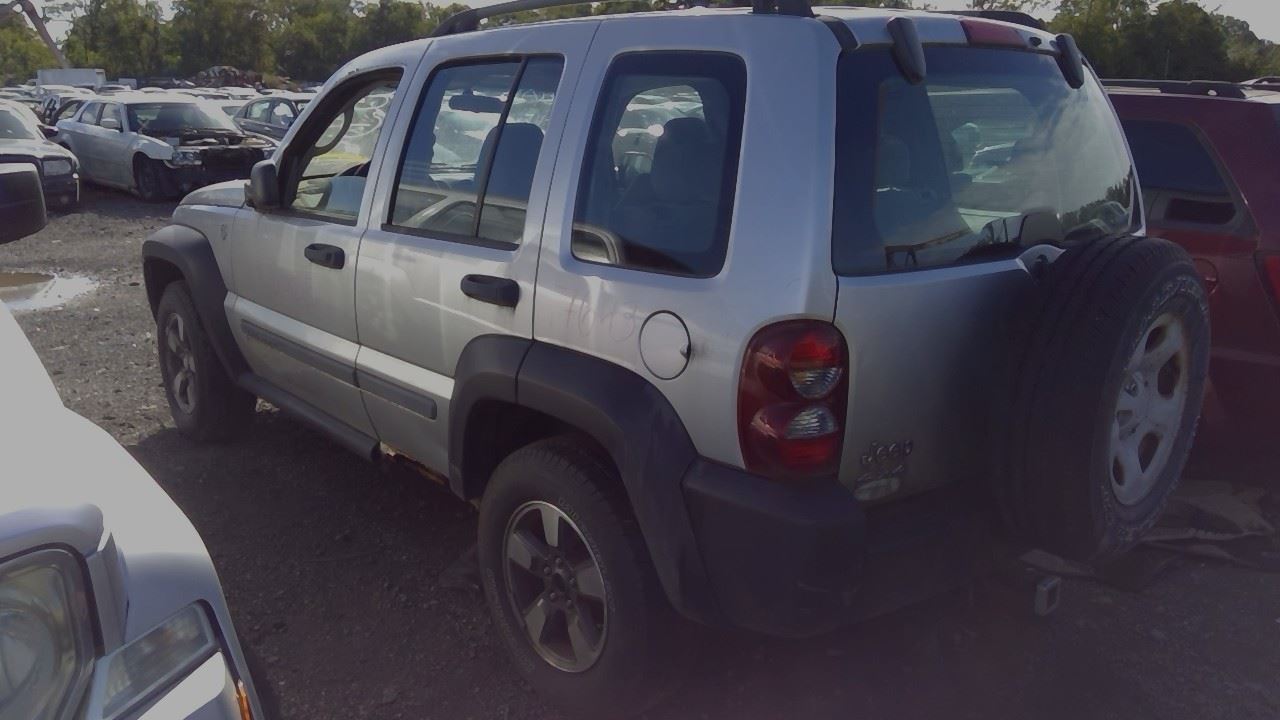 2005 JEEP Liberty