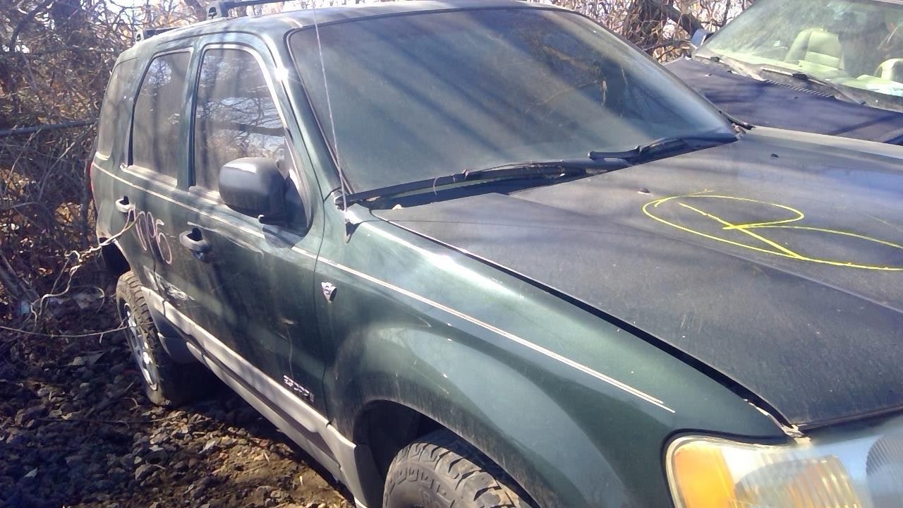 2002 FORD Escape