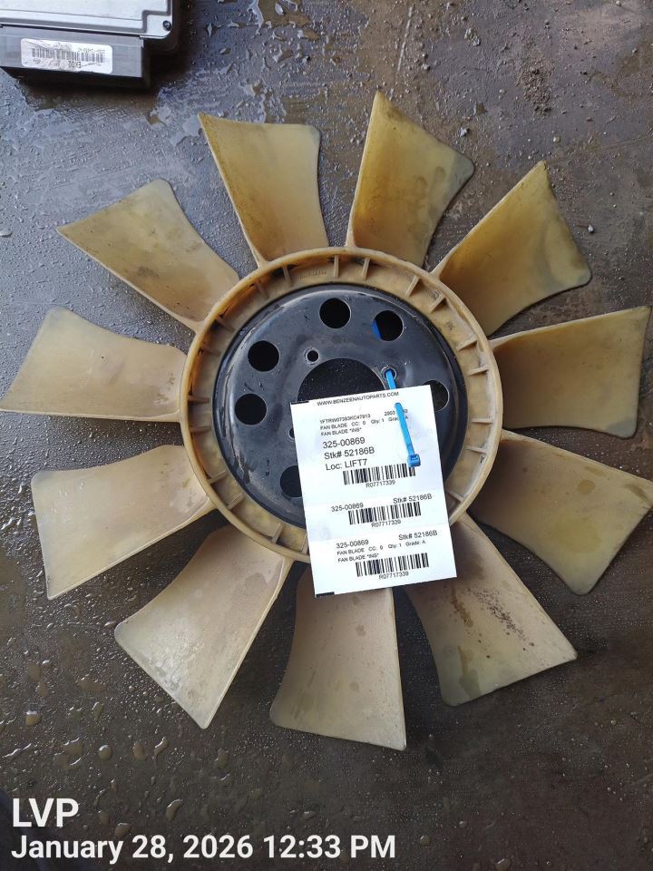 RADIATOR COOLING FAN BLADE OEM 97-03 FORD F150 - Image 1