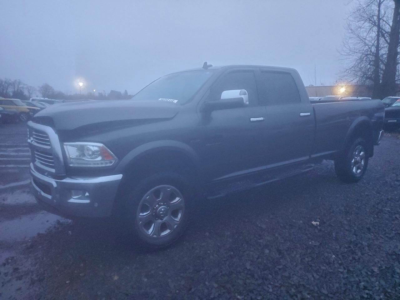 RIGHT BLK FRONT HEADREST OEM 2013 RAM2500 5NQ17XDBAA - Image 2