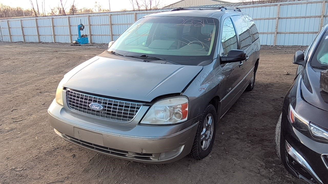 2004 FORD Freestar