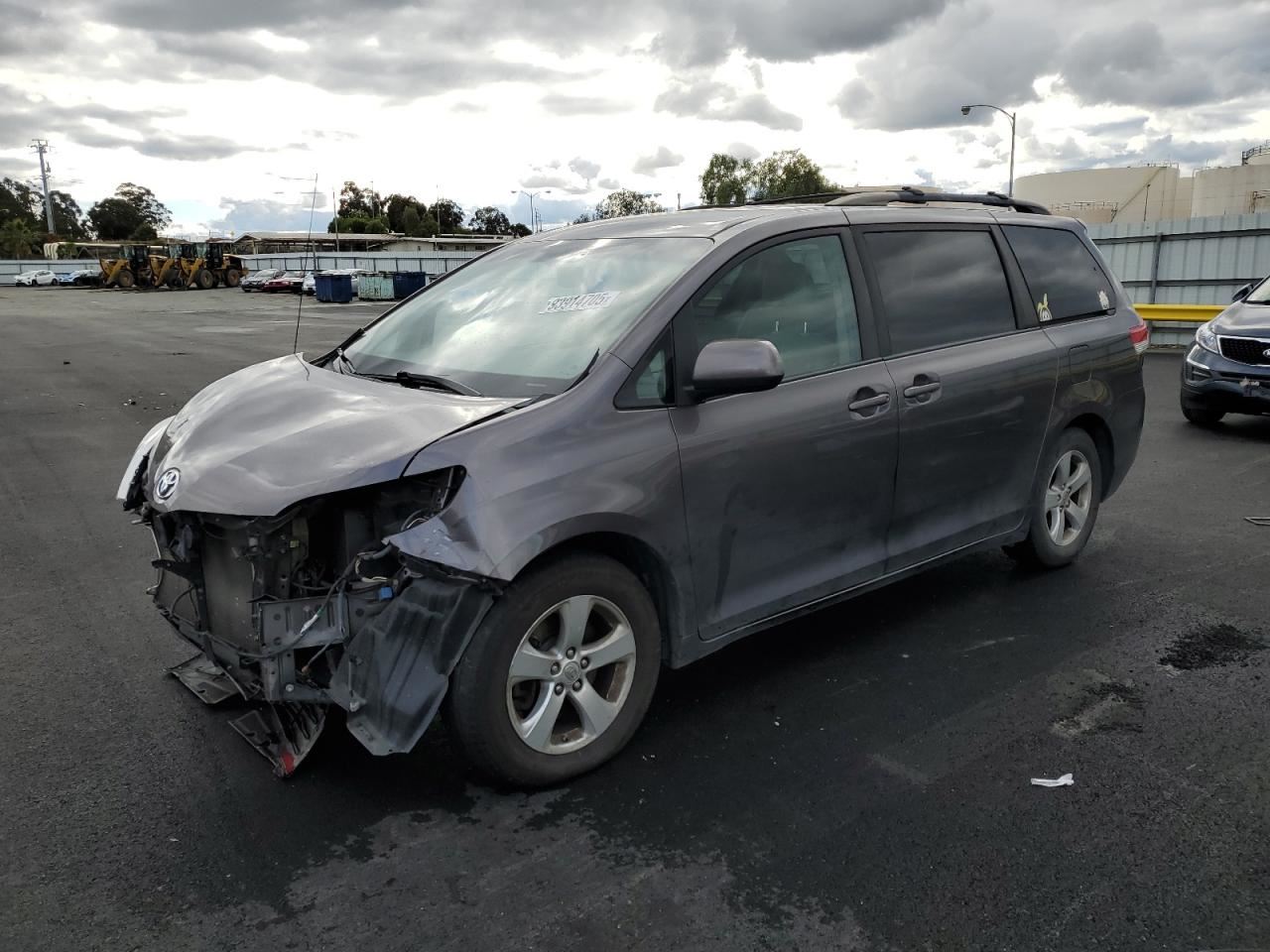 LEFT FRONT WIPER ARM OEM 2015 TOYOTA SIENNA 8522108020 - Image 1
