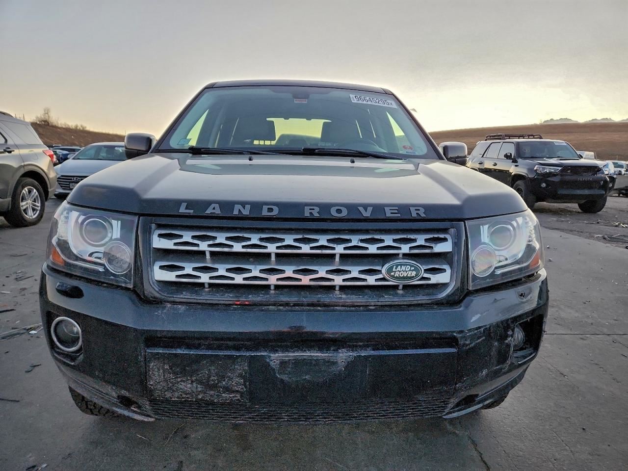 LEFT FRONT WIPER ARM OEM 2011 LAND ROVER LR2 LR002244 - Image 5