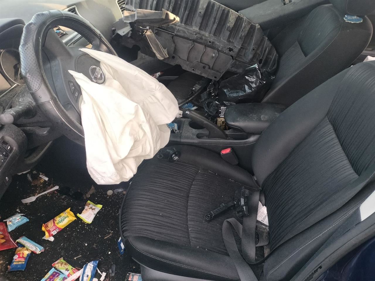 RIGHT FRONT WIPER ARM OEM 2019 NISSAN SENTRA - Image 2