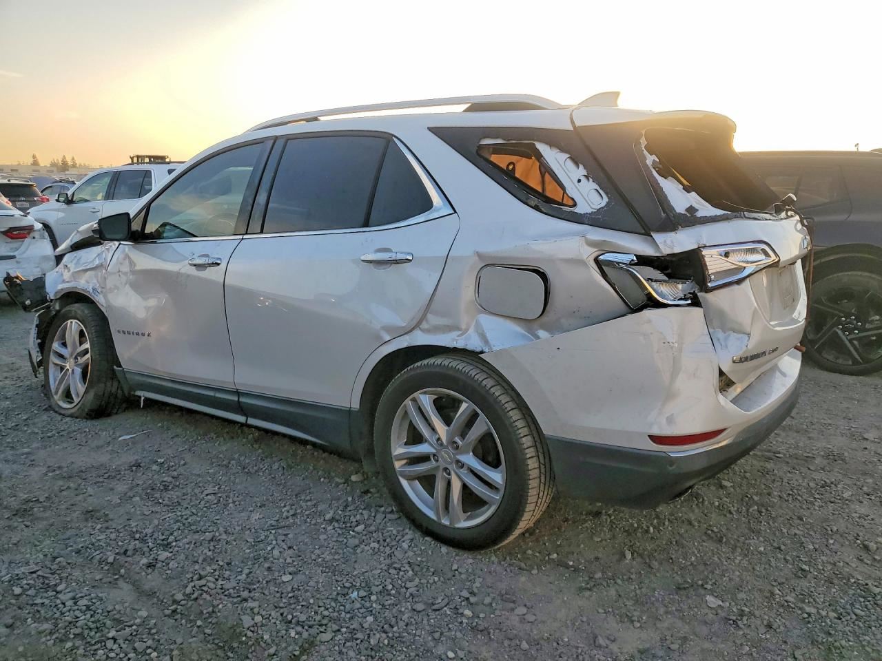 RIGHT BLK HEADREST OEM 2018 CHEVROLET EQUINOX 84677239 - Image 3