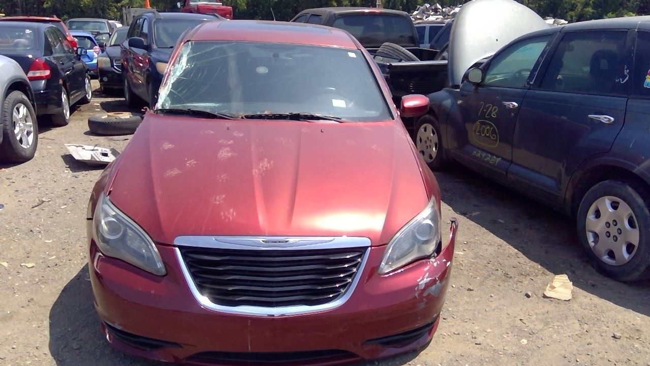 2013 CHRYSLER 200