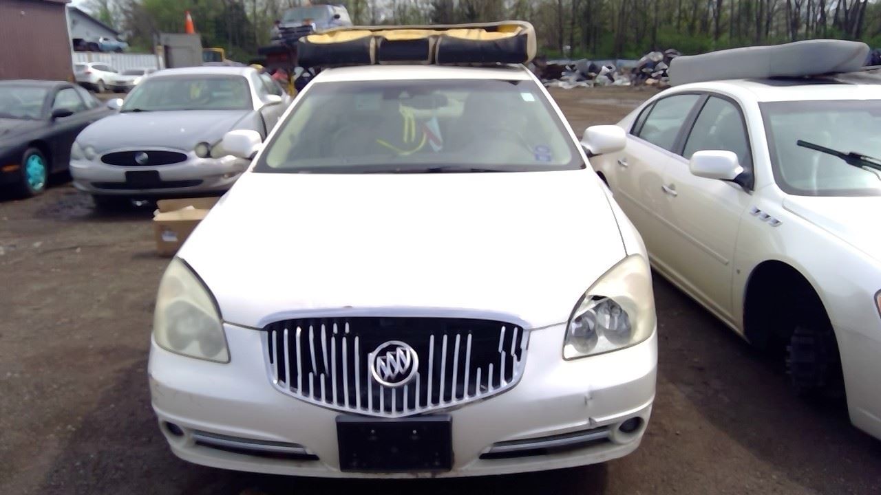 2010 BUICK Lucerne