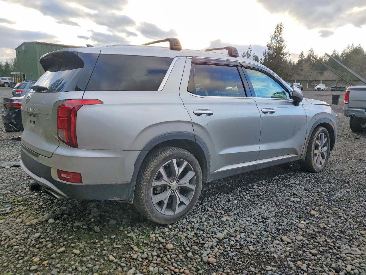 RIGHT GRY HEADREST OEM 2020 HYUNDAI PALISADE 89A70S8580UDB - Image 3