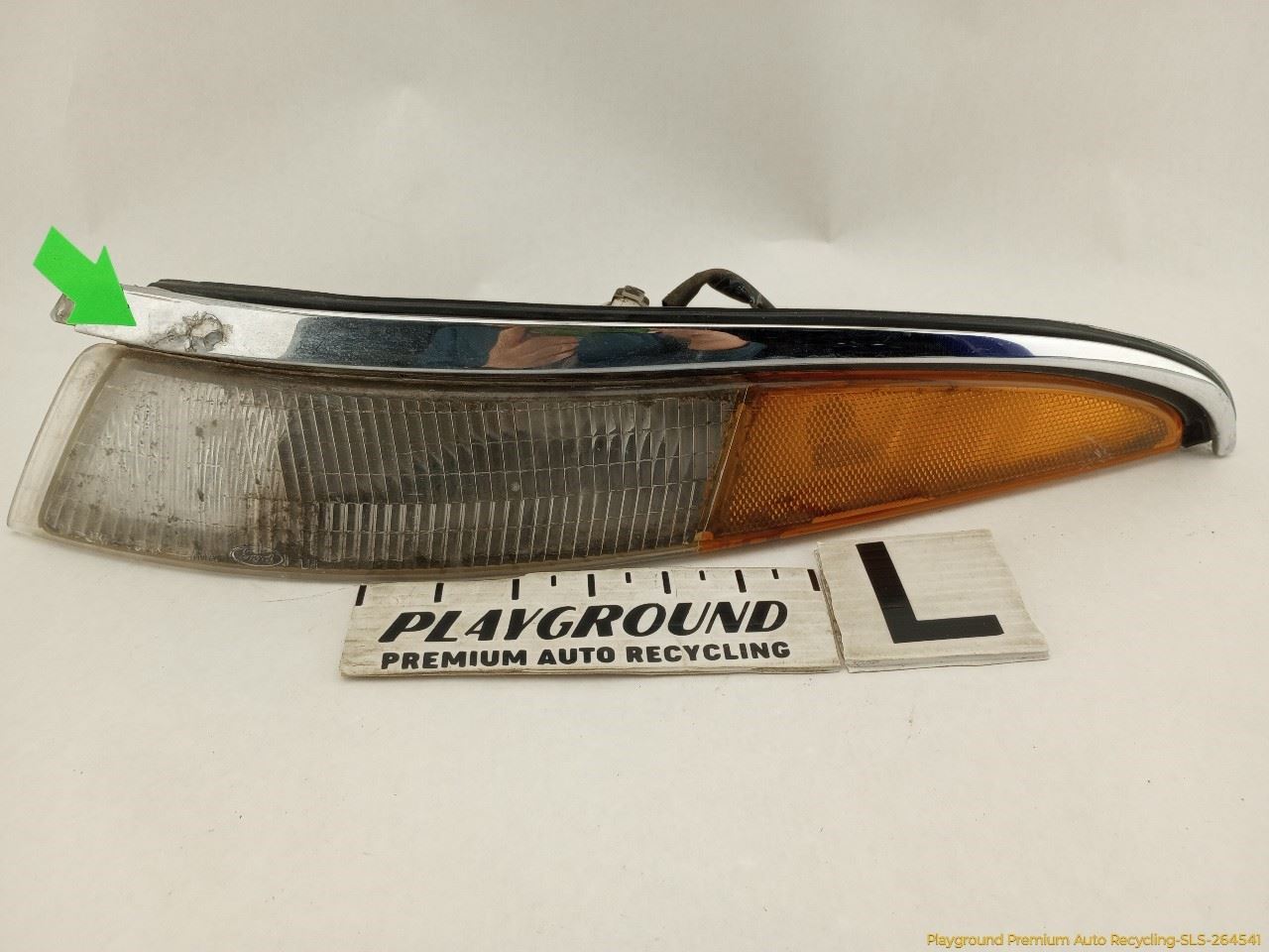 Lincoln Mark VIII Driver Left Front Turn Signal Lamp Light Fits