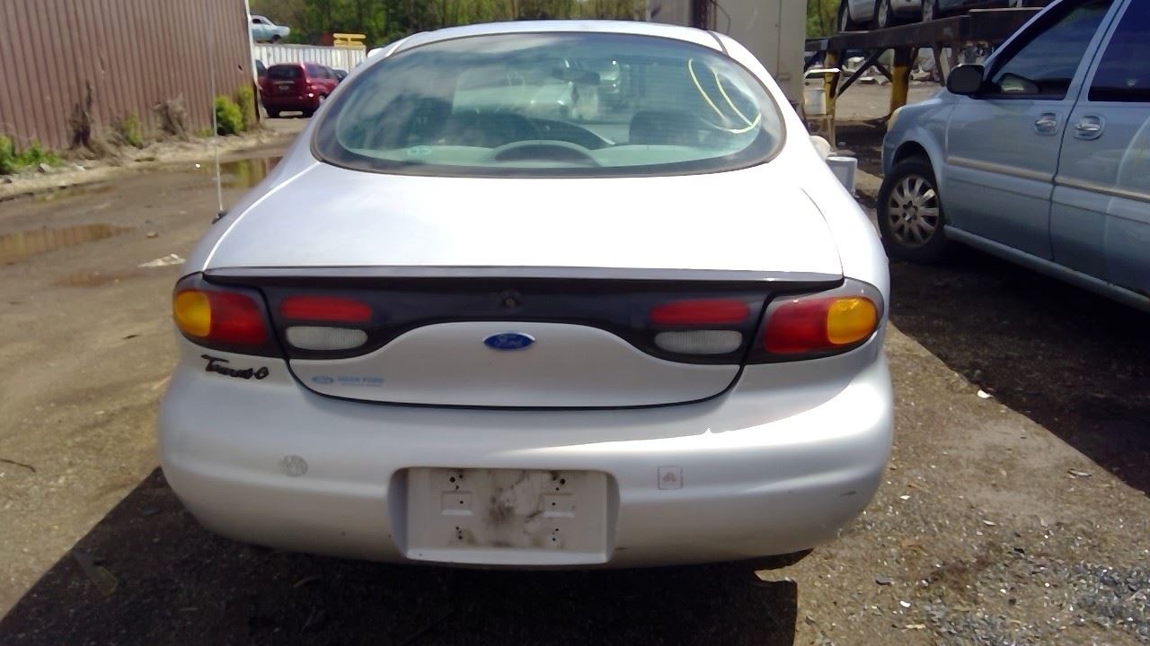 1997 FORD Taurus