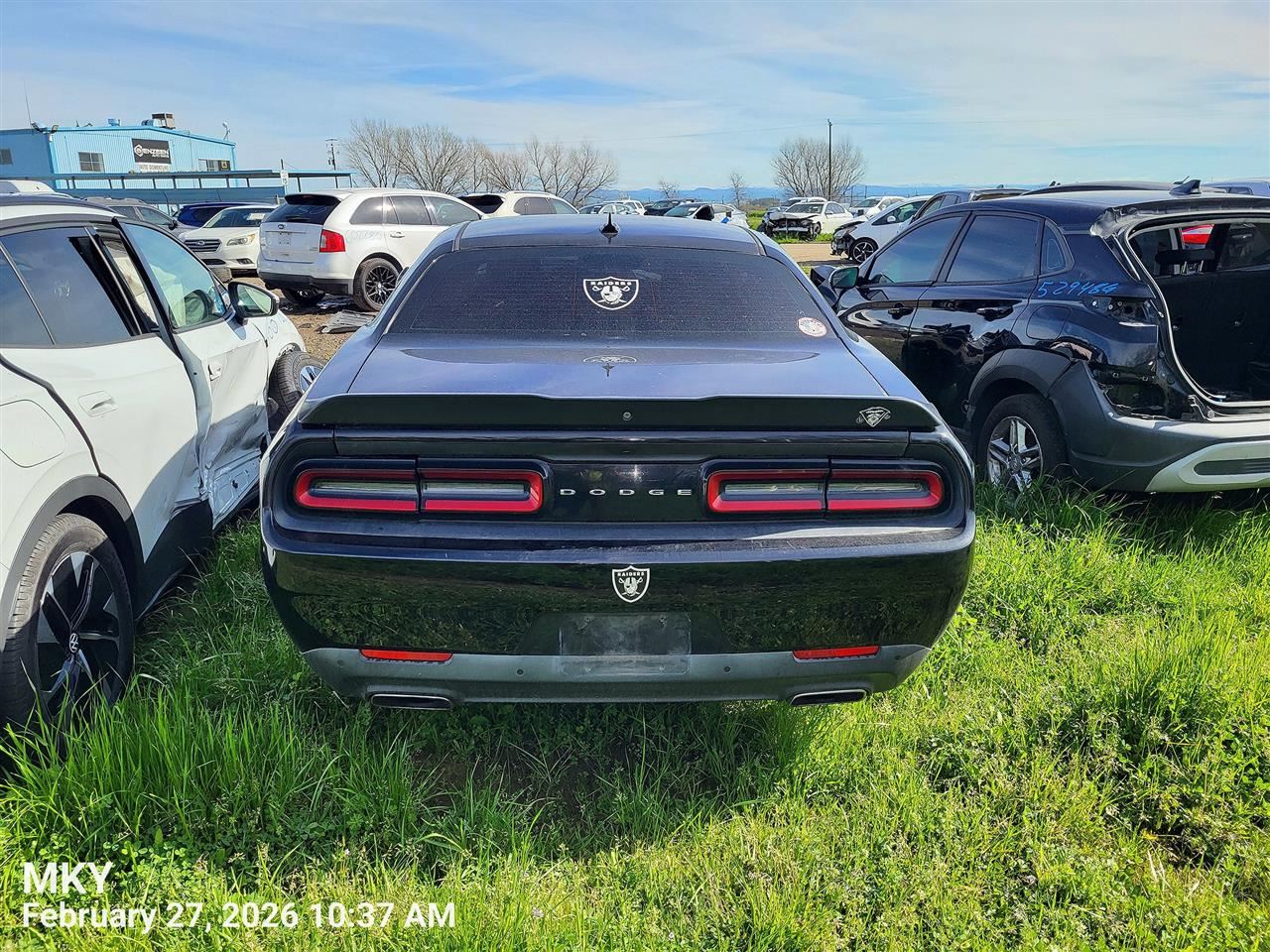 RIGHT BLK FRONT HEADREST OEM 2021 DODGE CHALLENGE 5XH61LA3AA - Image 2