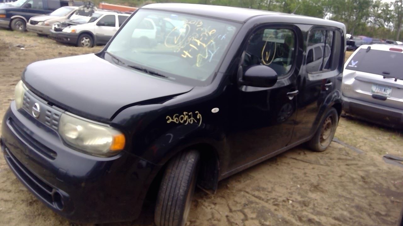 2013 NISSAN Cube