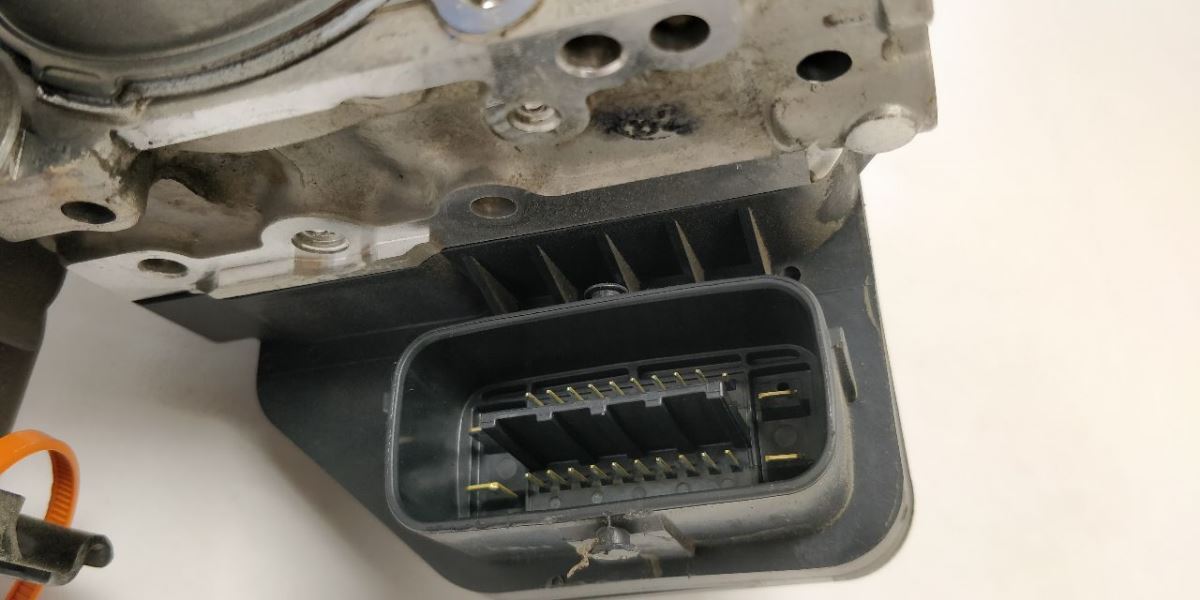 Anti   Lock Brake Part Actuator Pump Sport 44050-24150 Fits 16-17 Lexus RC200T OEM - Image 3