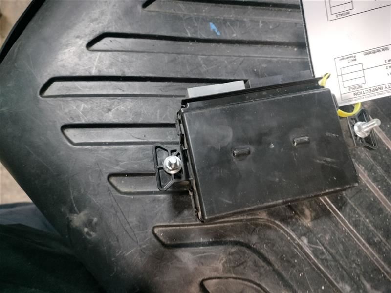 CHASIS CONTROL MODULE KR3T-14D644-BA  KR3T-14D628-BA 2022 FORD MUSTANG - Image 3