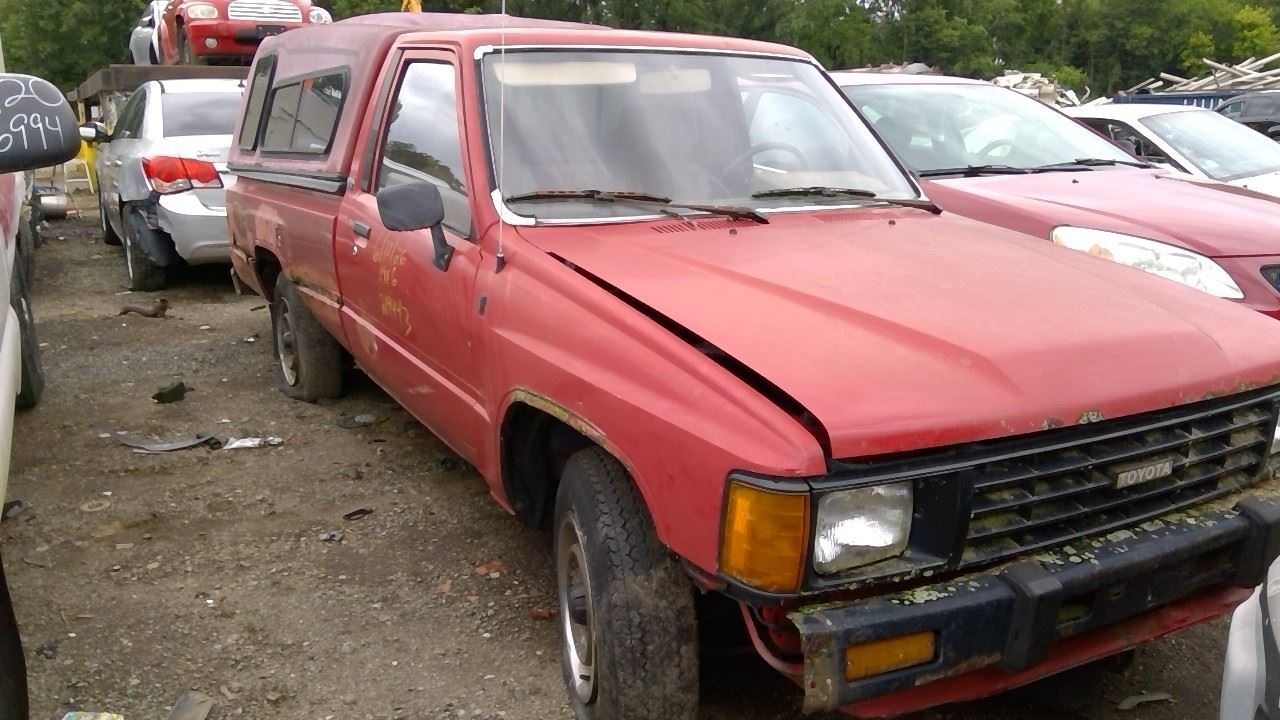 1986 TOYOTA Pick-Up